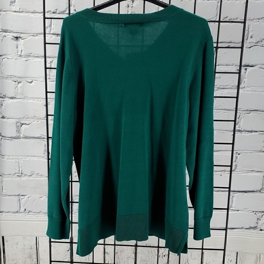 Sweater V Neck Green and White Liz Claiborne NWT - Picture 5 of 5